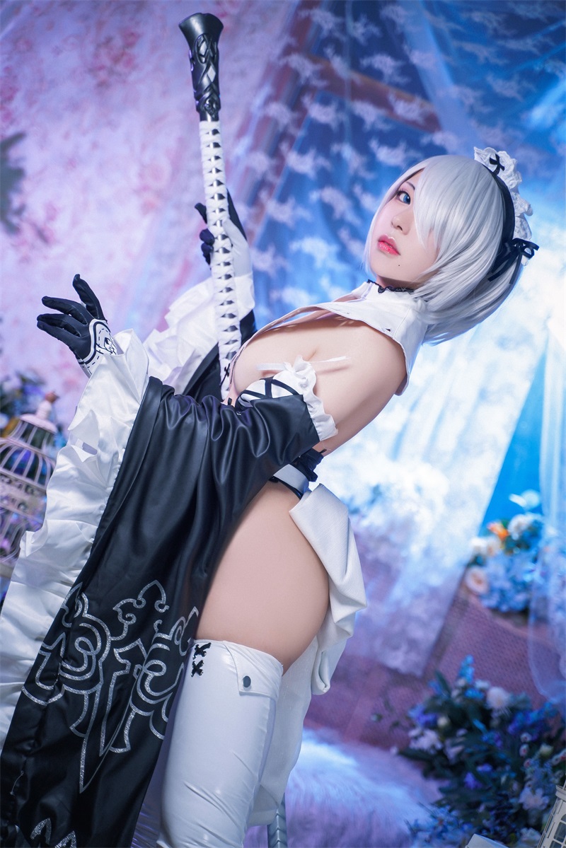 网红Coser@虎森森 2B女仆 [15P/78MB] 网红写真-第3张