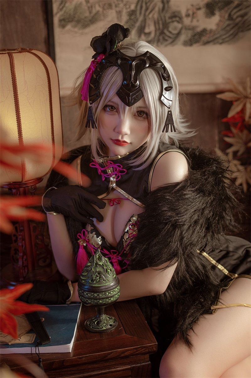 网红Coser@是一只熊仔吗 黑贞 [26P/110MB] 网红写真-第3张