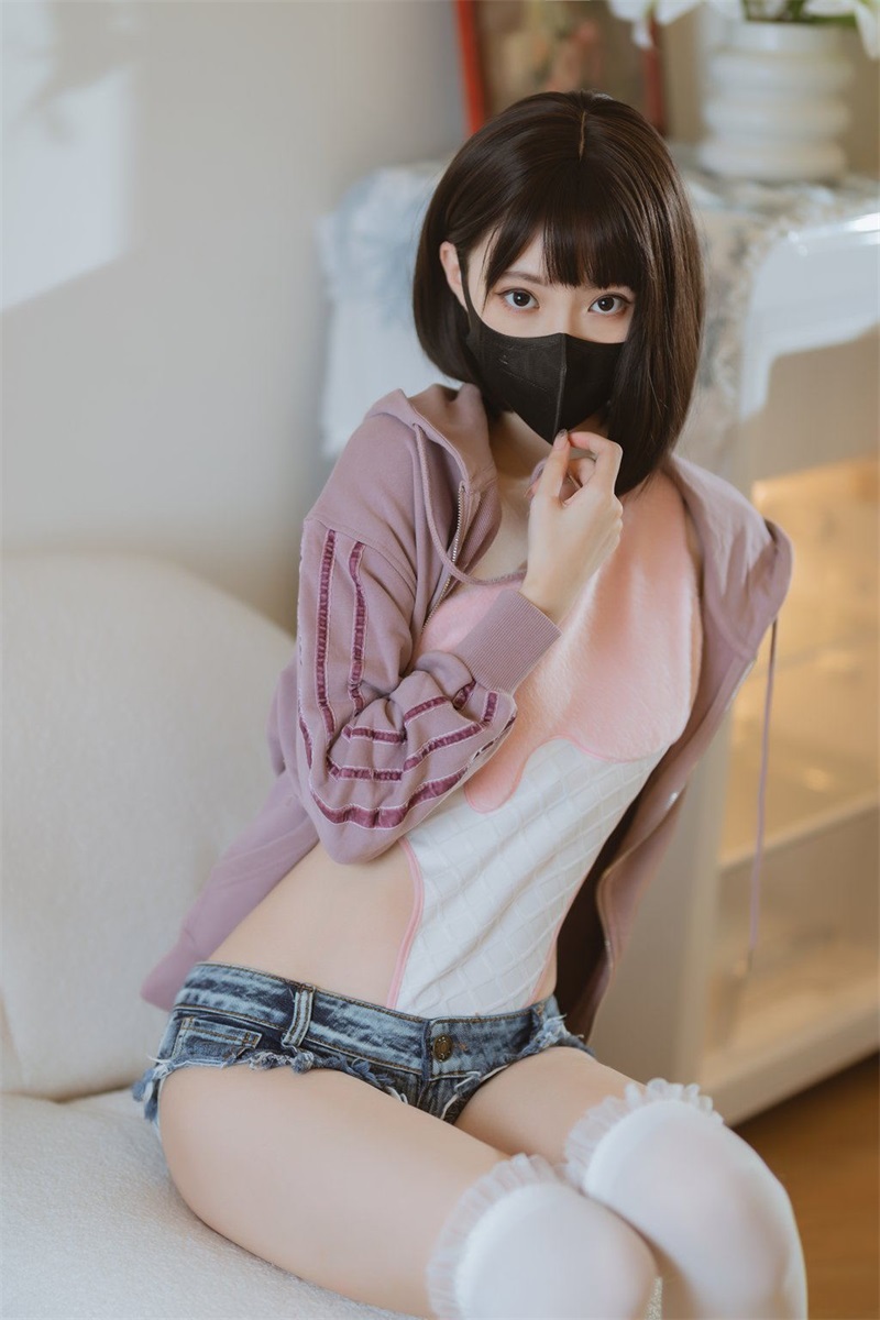 网红Coser@许岚LAN 冰淇淋 [40P/657MB] 网红写真-第1张