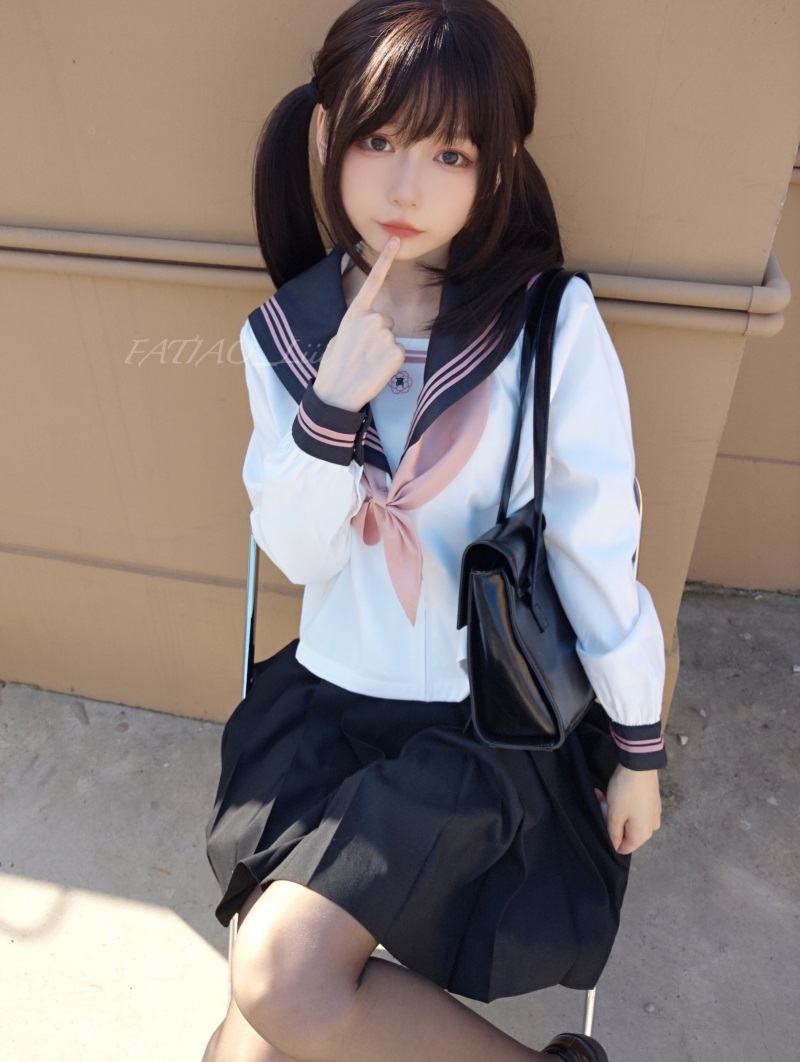 网红Coser@迷之呆梨 JK [171P/384MB] 网红写真-第4张