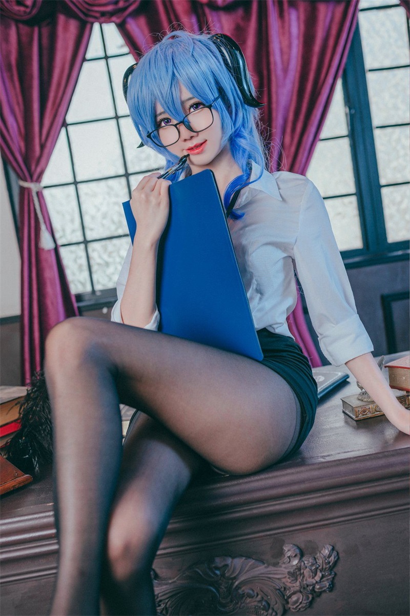 网紅Coser@Sally Dorasnow Ganyu OL[62P/319MB] 网红写真-第4张