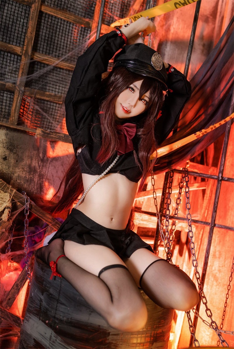 网紅Coser@Sally Dorasnow Hu-Tao[44P/263MB] 网红写真-第2张