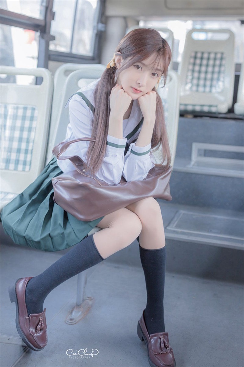 网红Coser@王羽杉-JK樱花 [20P-26.85MB] 网红写真-第1张