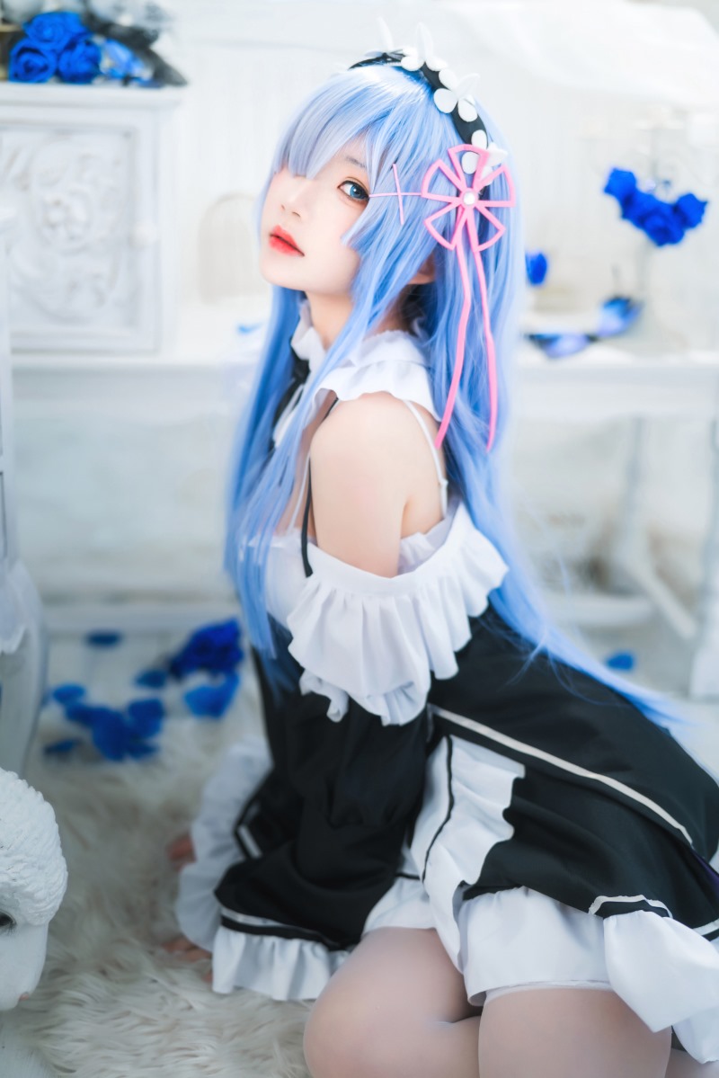 人气Coser@桜桃喵 长发蕾姆02 [44P/684MB] 网红写真-第1张