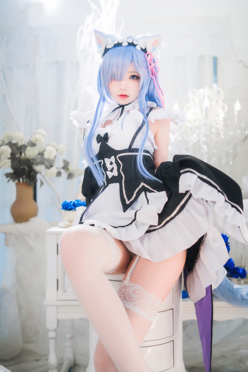 人气Coser@桜桃喵 长发蕾姆02 [44P/684MB] 网红写真-第4张