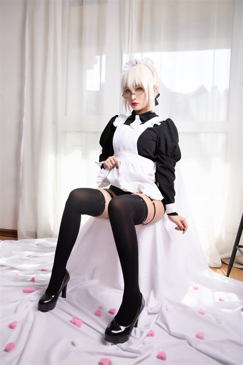 网紅Coser@洛璃 LoLiSAMA NO.009 BX女仆 [40P-412MB] 网红写真-第2张