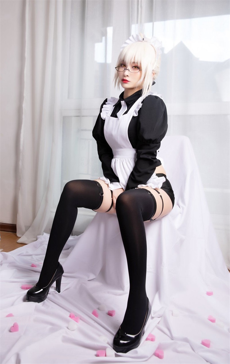 网紅Coser@洛璃 LoLiSAMA NO.009 BX女仆 [40P-412MB] 网红写真-第1张