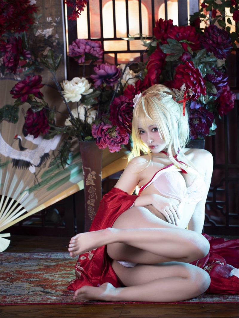 网紅Coser@洛璃 LoLiSAMA NO.014 光荣凉夜香雪 [36P-455MB] 网红写真-第3张