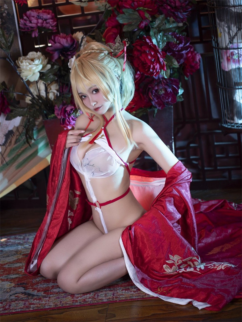 网紅Coser@洛璃 LoLiSAMA NO.014 光荣凉夜香雪 [36P-455MB] 网红写真-第2张