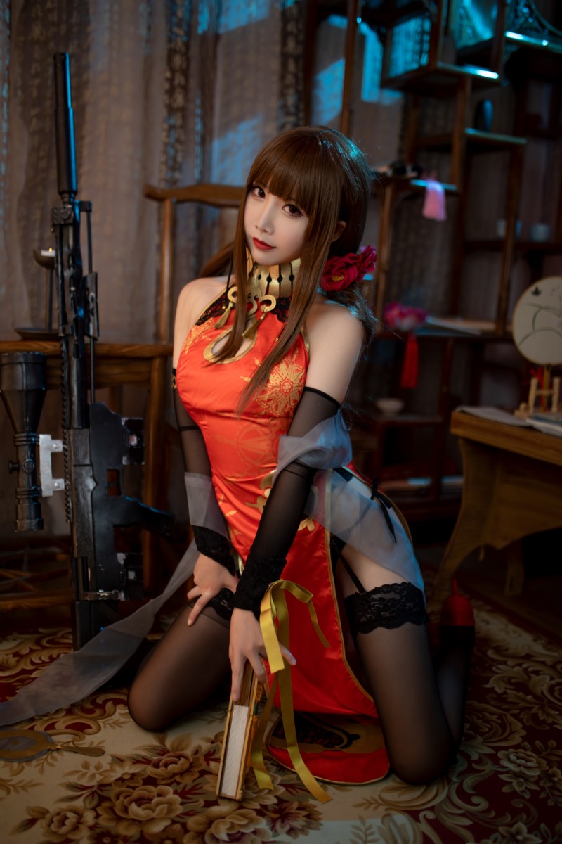 人气动漫Coser@面饼仙儿 DSR50 红牡丹 [34P/222MB] 网红写真-第2张