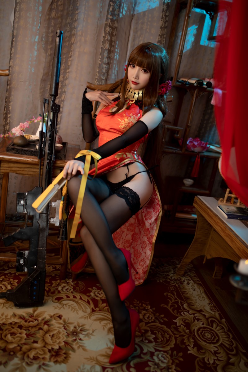 人气动漫Coser@面饼仙儿 DSR50 红牡丹 [34P/222MB] 网红写真-第3张