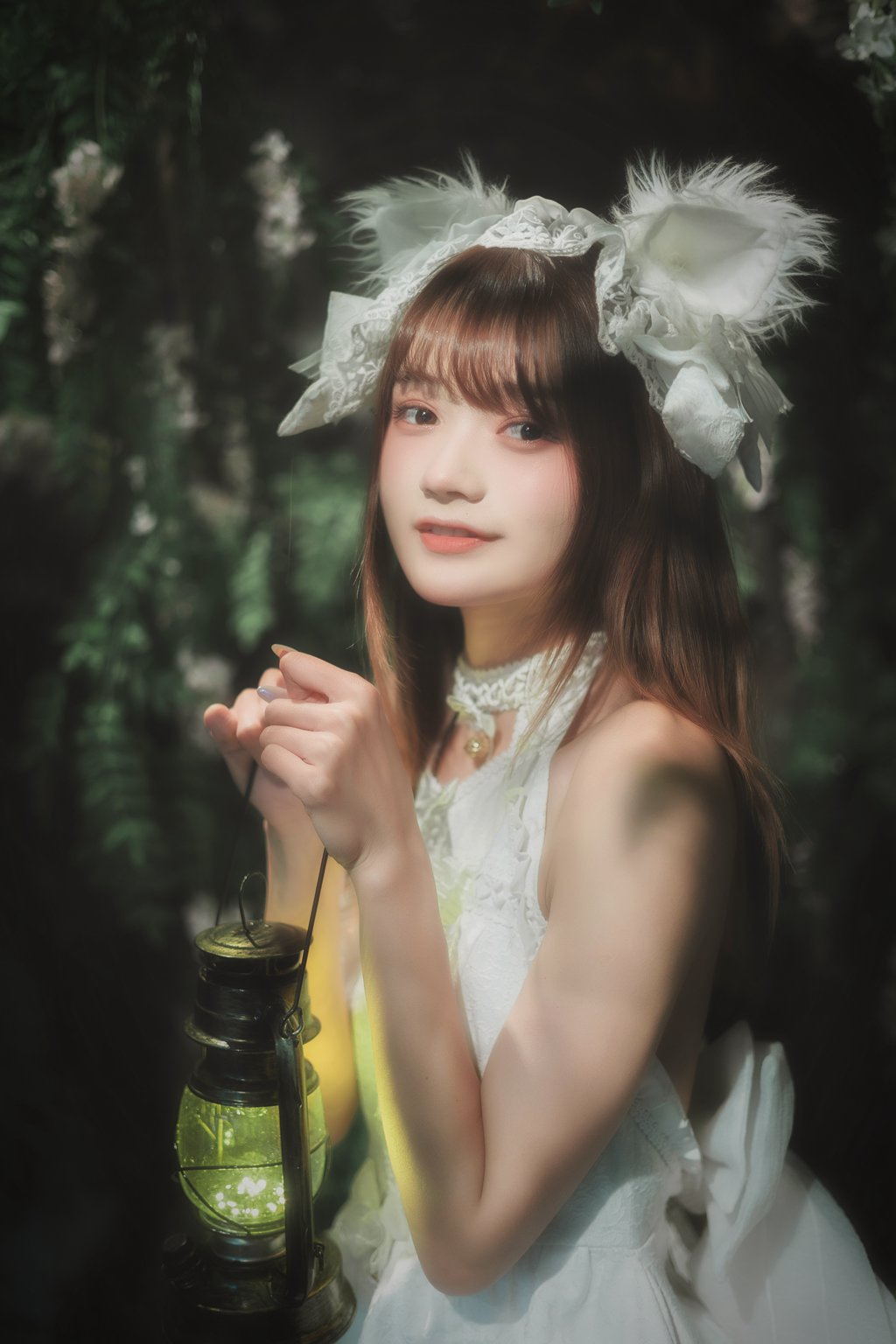 人气Coser@兔子Zzz不吃胡萝卜 魔法之树 [33P/326MB] 网红写真-第1张