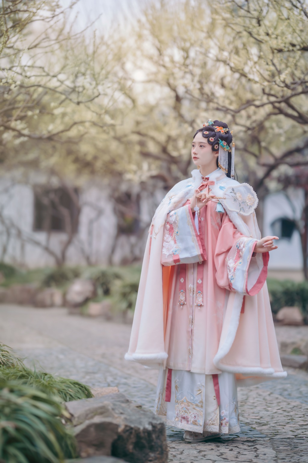 人气Coser@兔子Zzz不吃胡萝卜 春来 · 二月梅 [22P/146MB] 网红写真-第2张