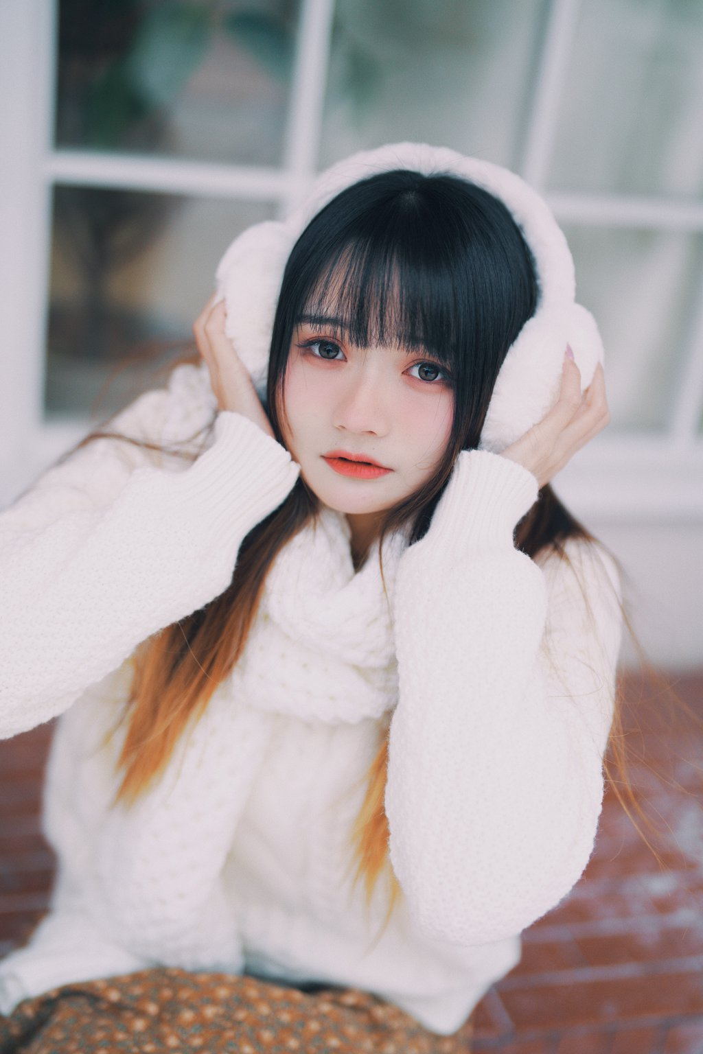 人气Coser@兔子Zzz不吃胡萝卜 在雪中等待[34P/126MB] 网红写真-第2张