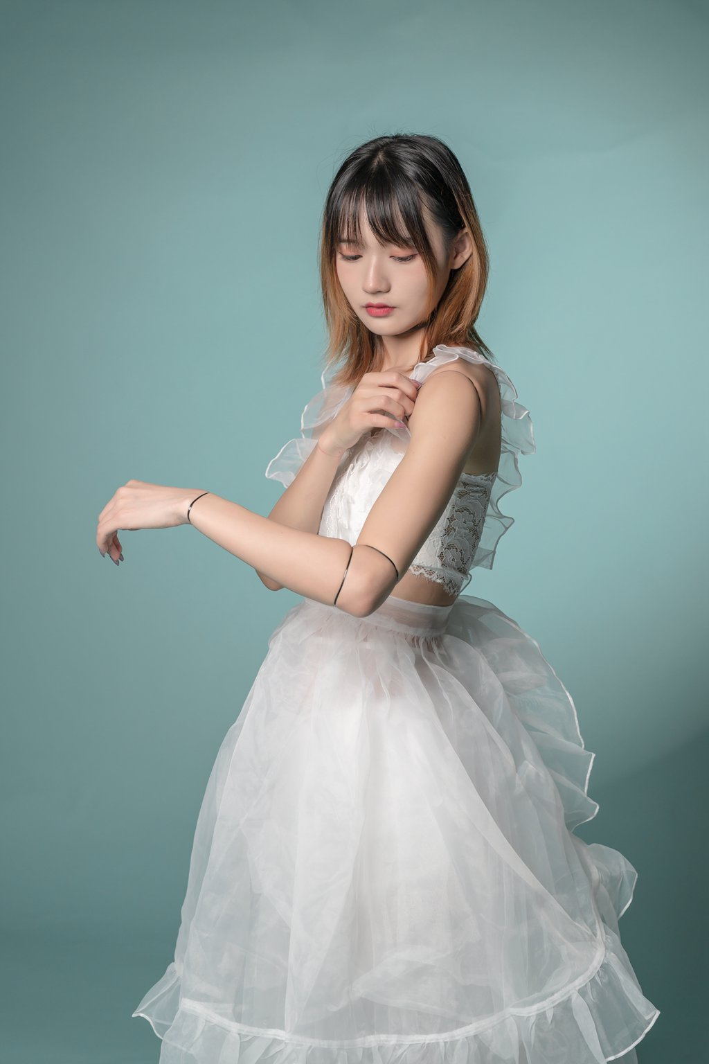 人气Coser@兔子Zzz不吃胡萝卜 木偶[25P/142MB] 网红写真-第1张