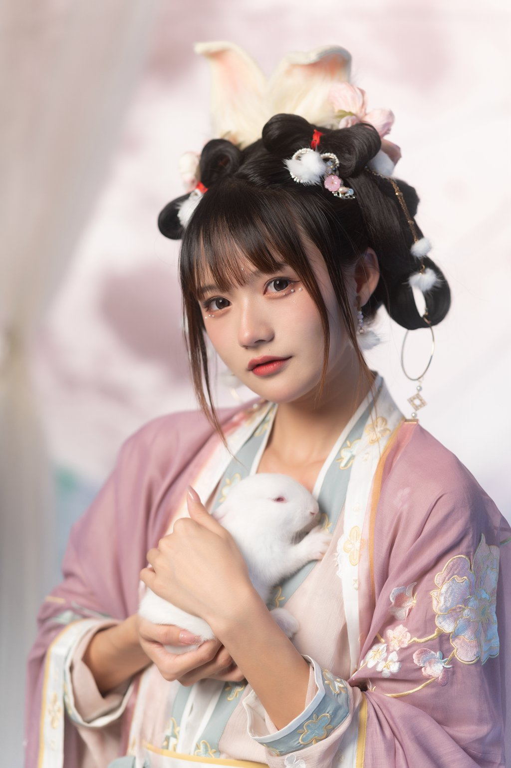 人气Coser@兔子Zzz不吃胡萝卜 &贰加六-玉兔与嫦娥[41P/285MB] 网红写真-第1张
