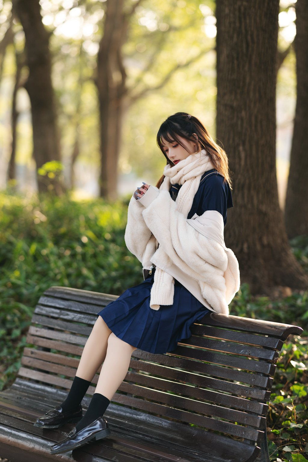 人气Coser@兔子Zzz不吃胡萝卜 初冬[34P/374MB] 网红写真-第2张