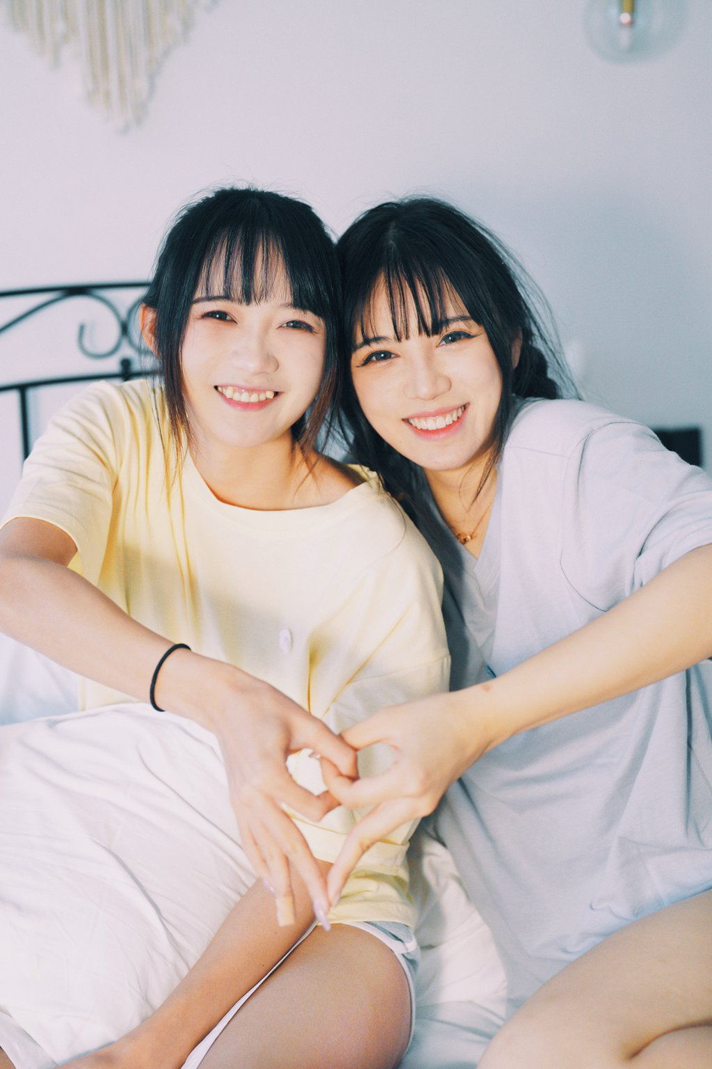 人气Coser@兔子Zzz不吃胡萝卜 姐妹成对 快乐加倍[22P/80MB] 网红写真-第3张