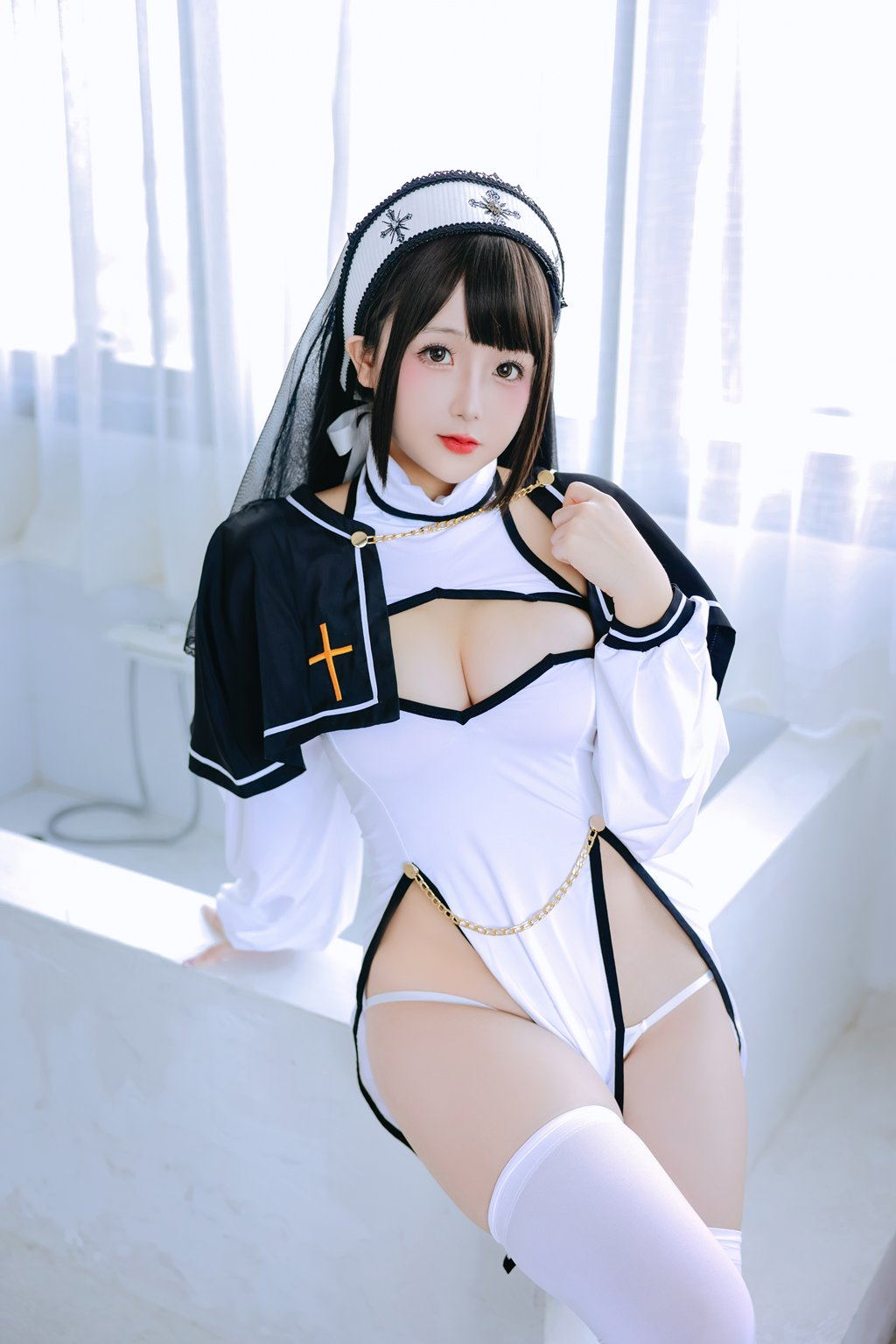 人气动漫博主@日奈娇 圣洁修女 [110P/952MB] 网红写真-第3张