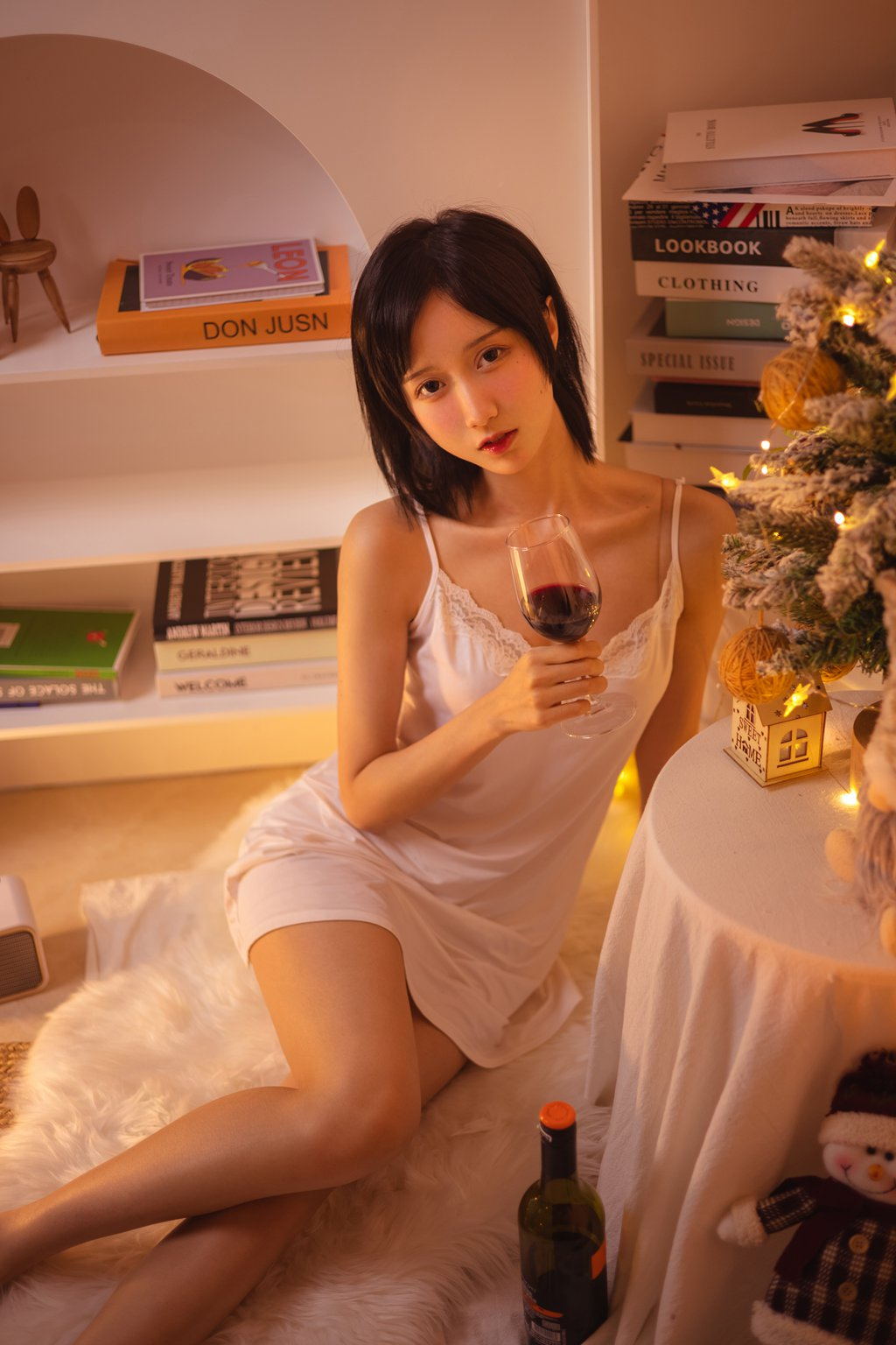 网紅Coser@木绵绵OwO 红酒好喝 [28P/207MB] 网红写真-第2张