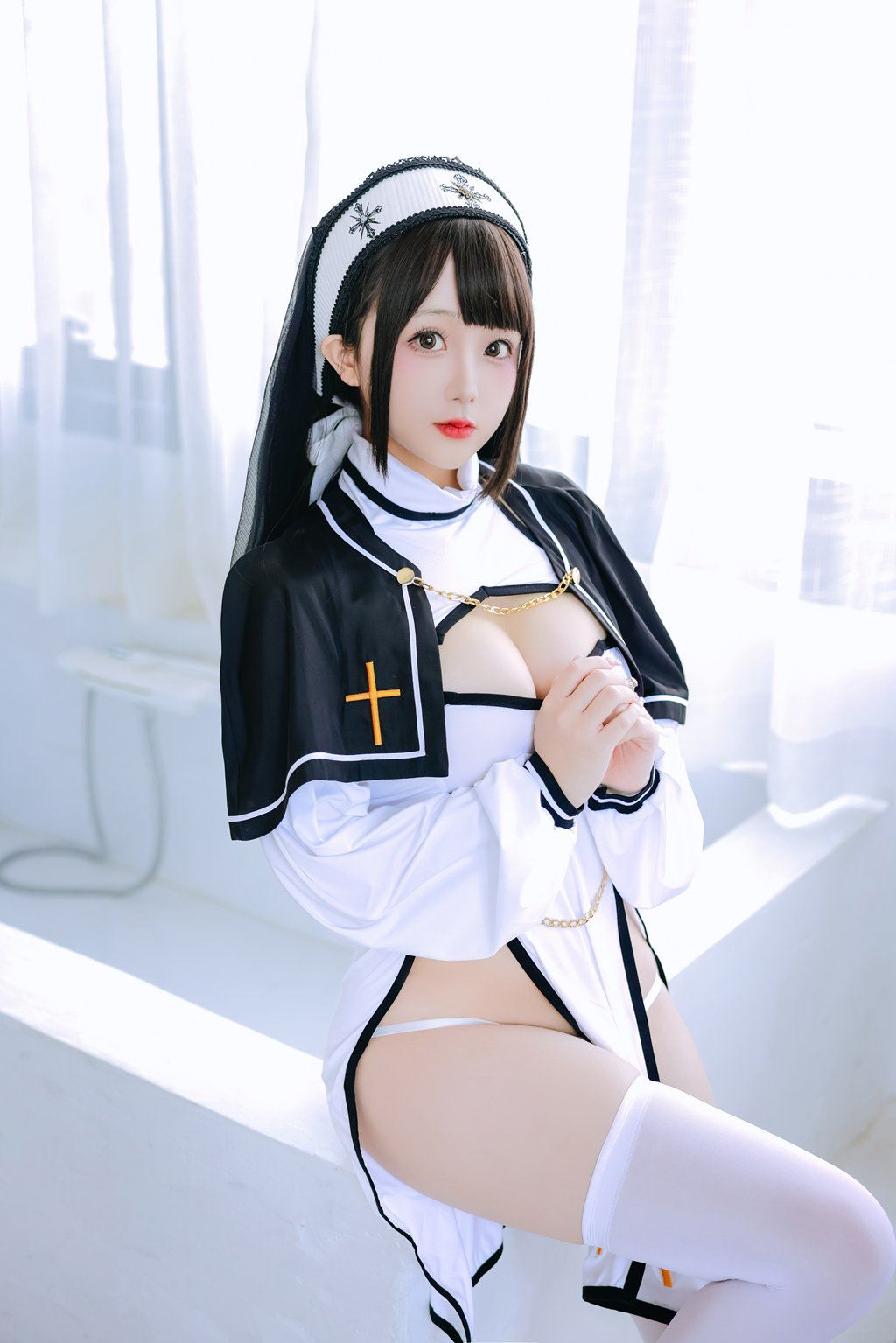 人气动漫博主@日奈娇 圣洁修女 [110P/952MB] 网红写真-第2张
