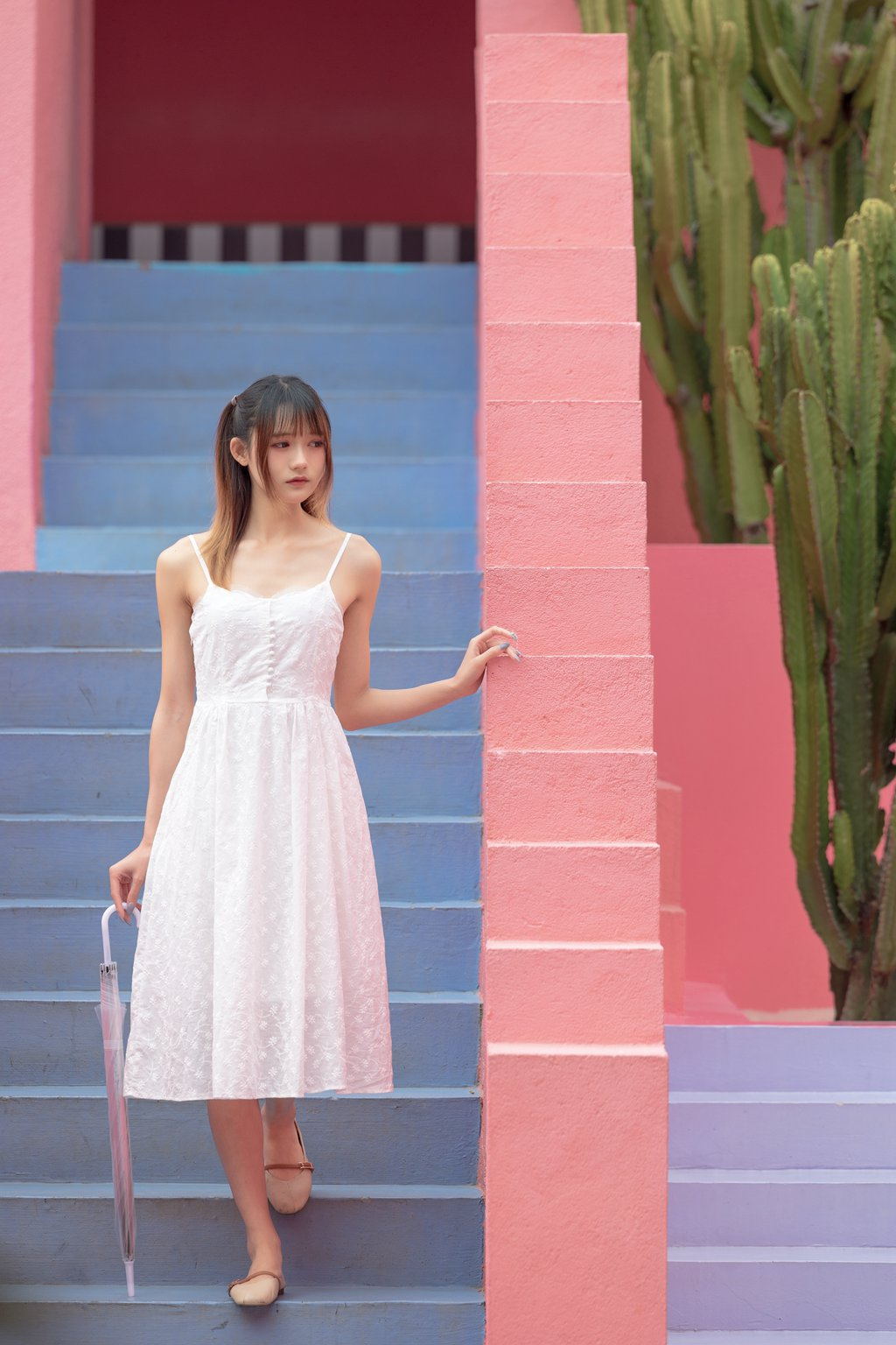 人气Coser@兔子Zzz不吃胡萝卜 彩色迷宫[31P/327MB] 网红写真-第1张
