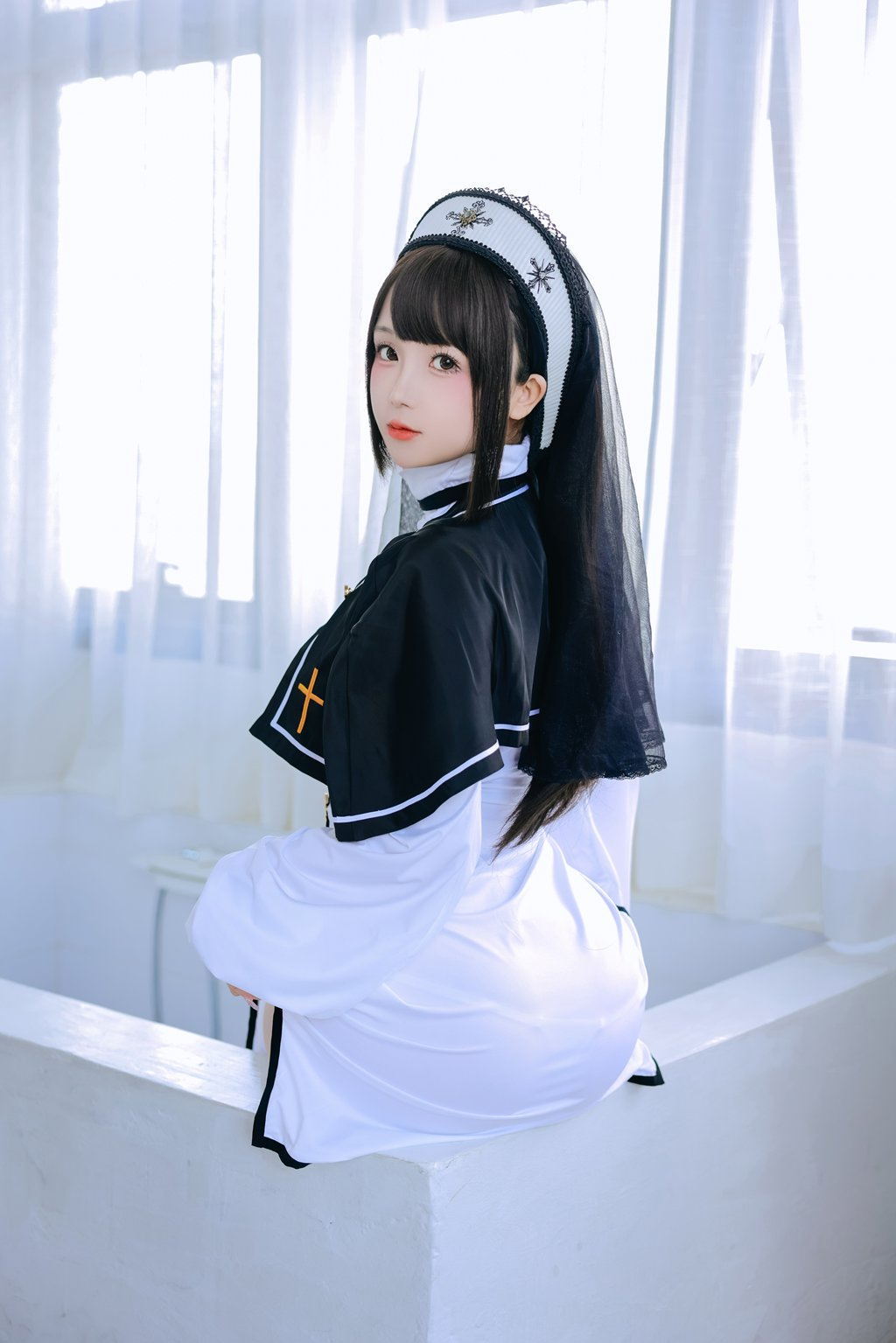 人气动漫博主@日奈娇 圣洁修女 [110P/952MB] 网红写真-第1张