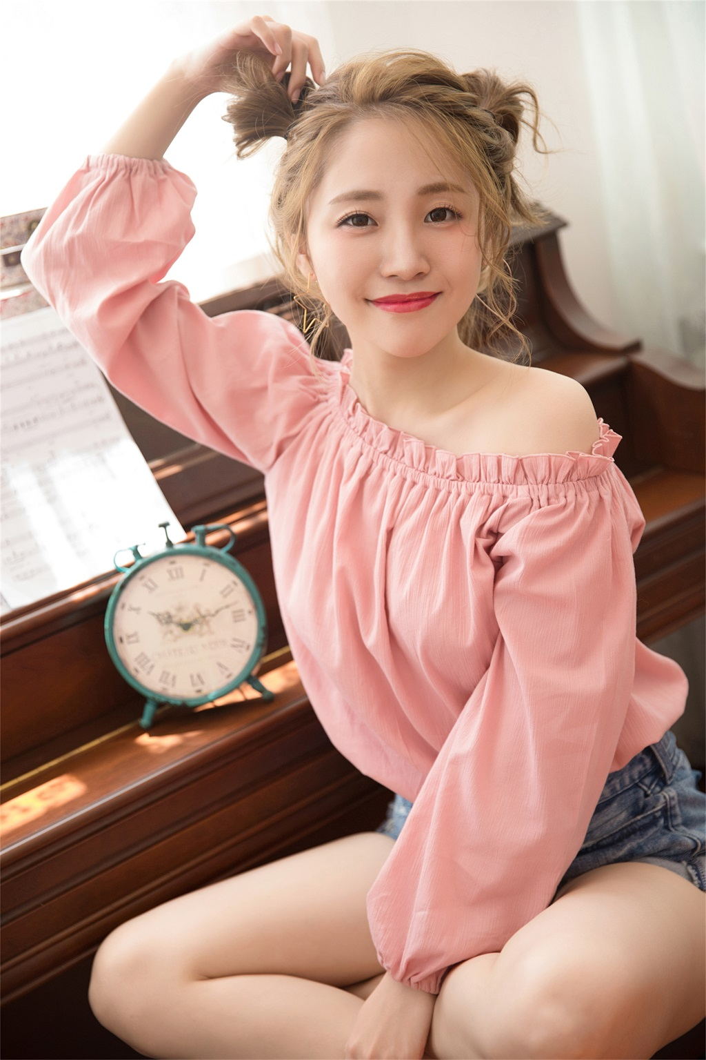 [YALAYI雅拉伊] 2024.04.02 NO.1108 温暖芬芳 [36P/215MB] 网红写真-第4张