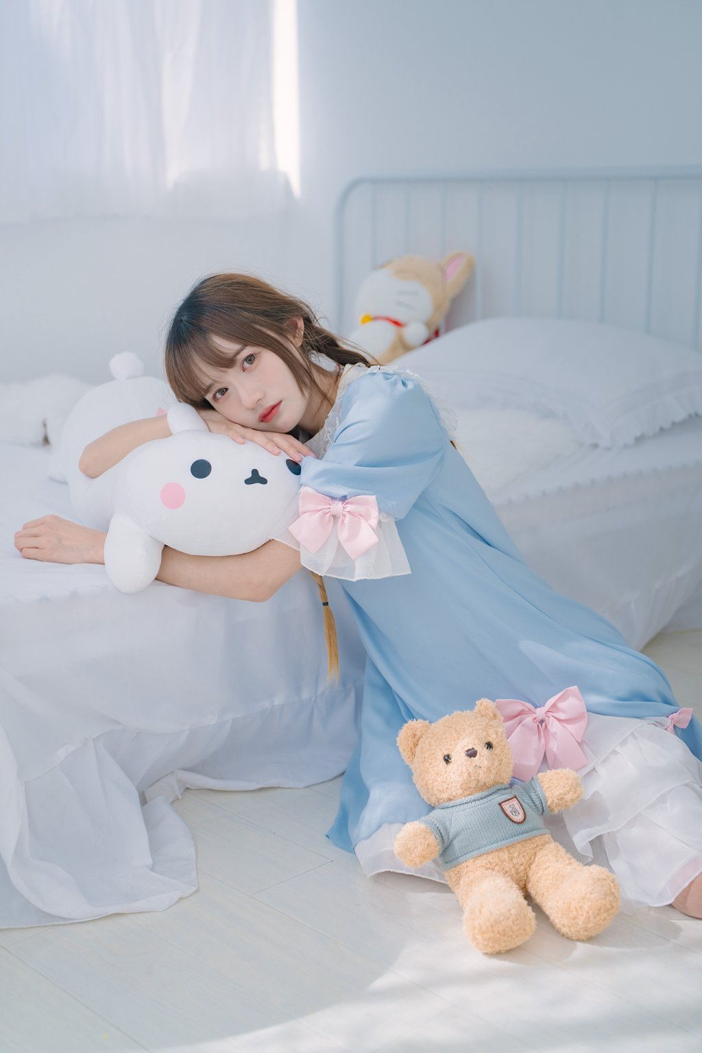 人气Coser@兔子Zzz不吃胡萝卜 纯白色可爱[19P/220MB] 网红写真-第3张