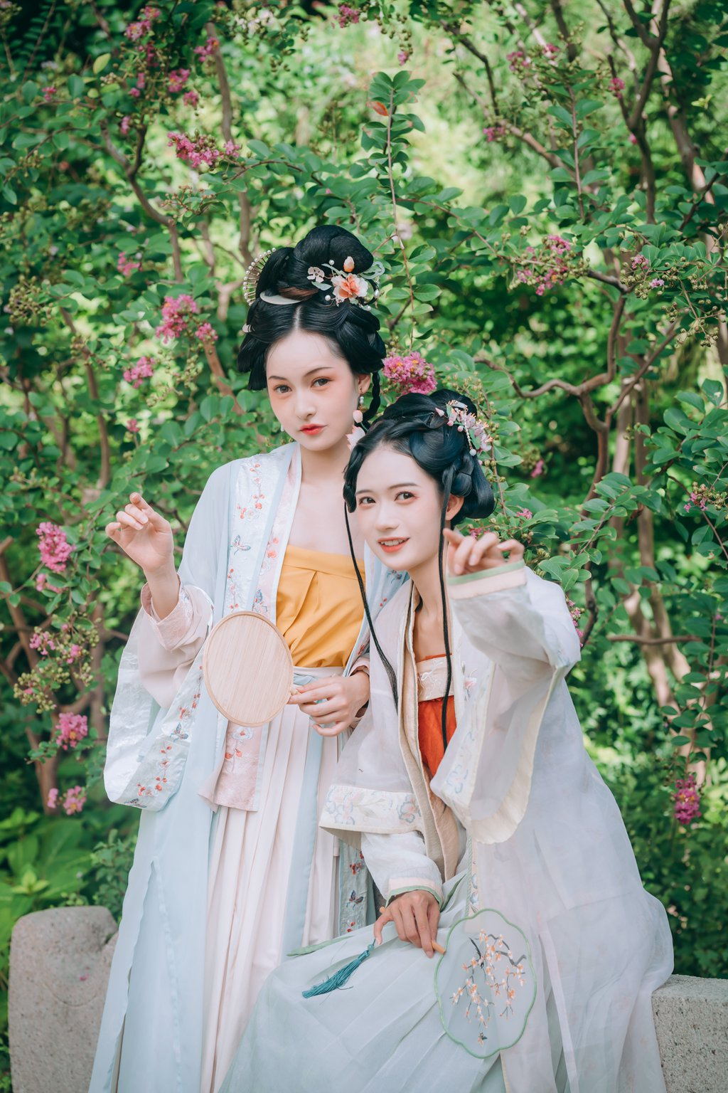 人气Coser@兔子Zzz不吃胡萝卜 &黄舒绮_suki 游园惊梦[32P/140MB] 网红写真-第3张