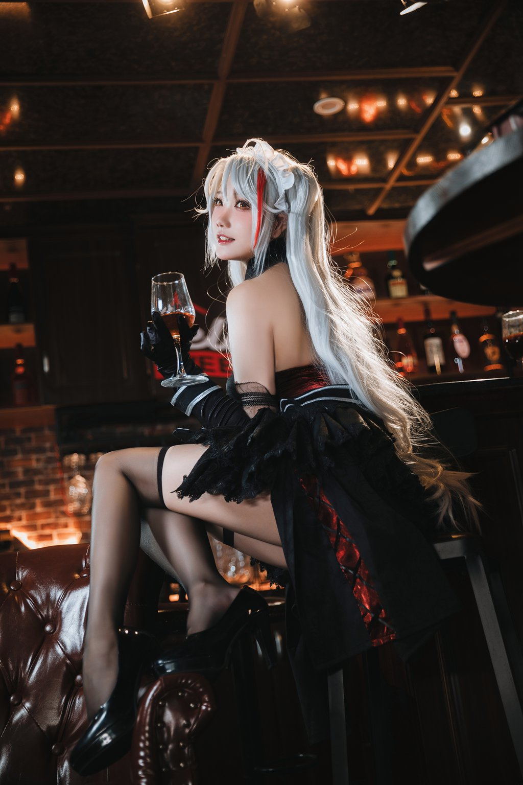 动漫Coser@瓜希酱 欧根亲王 沉醉于夜 [20P/150MB] 网红写真-第2张