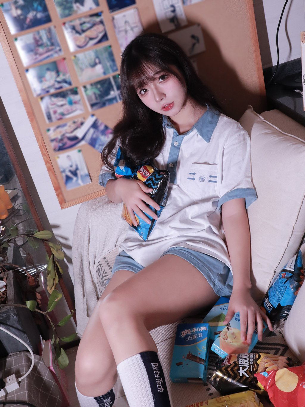 动漫博主@yuuhui玉汇 蓝白条少女 [81P/635MB] 网红写真-第1张