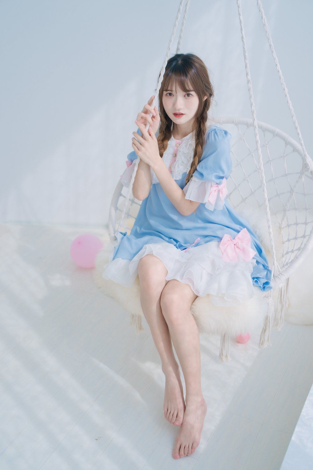 人气Coser@兔子Zzz不吃胡萝卜 纯白色可爱[19P/220MB] 网红写真-第1张