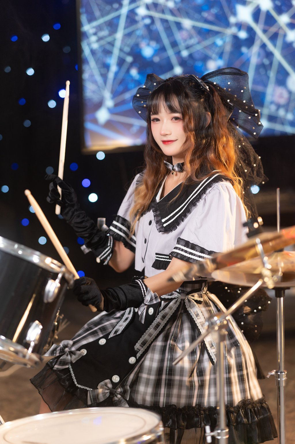 人气Coser@兔子Zzz不吃胡萝卜 和我一起吧[21P/254MB] 网红写真-第1张
