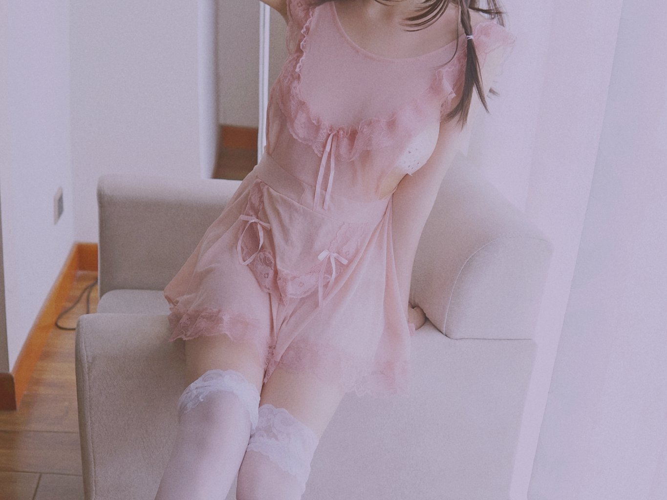 网紅Coser usejan – 粉色创可贴[33P/48MB] 网红写真-第3张