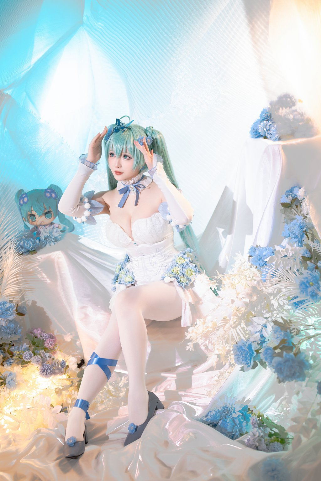 微博红人@星之迟迟 24年02月计划A 初音未来-粉蝶花精灵 [54P/1V/1.07G] 网红写真-第3张