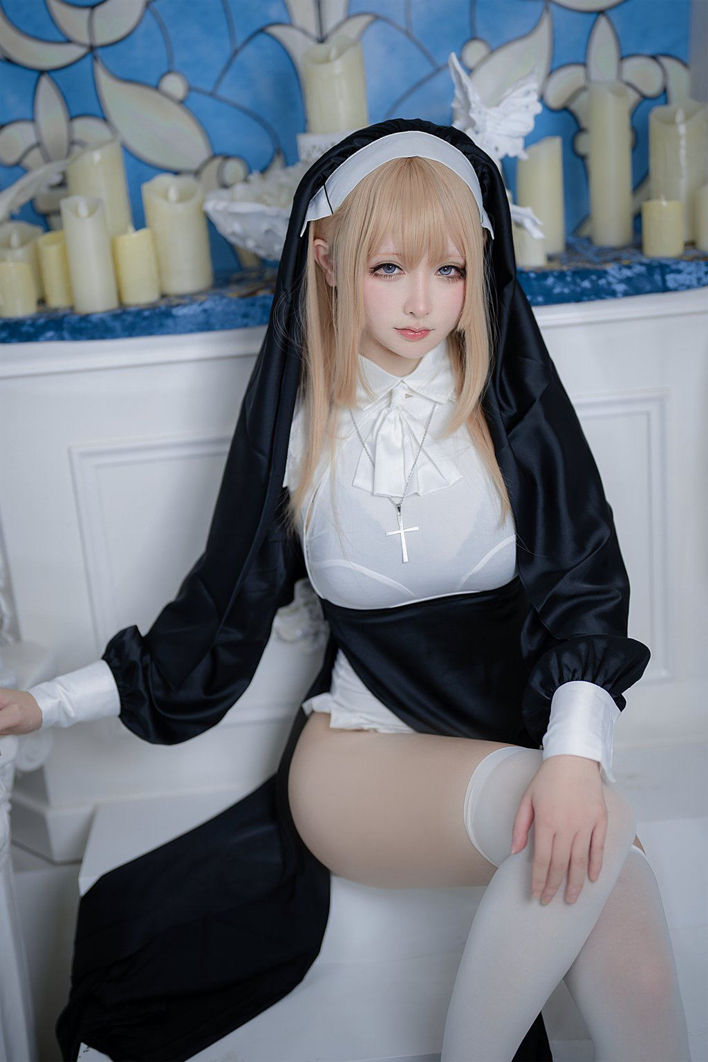 动漫博主@樱梨梨 修女 [35P-681MB] 网红写真-第3张
