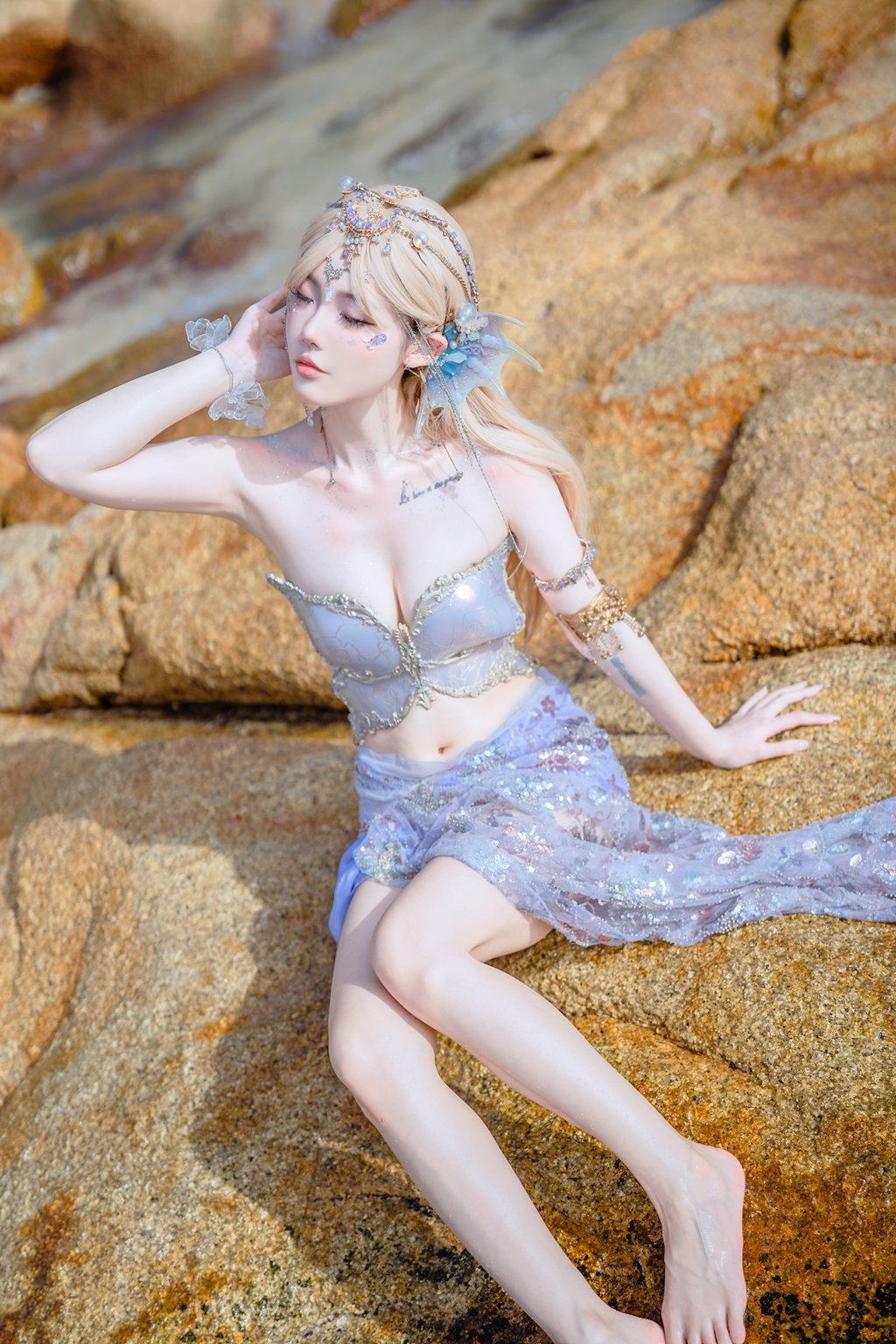 人气Coser@桃良阿宅 年年有鱼 [35P/224MB] 网红写真-第4张