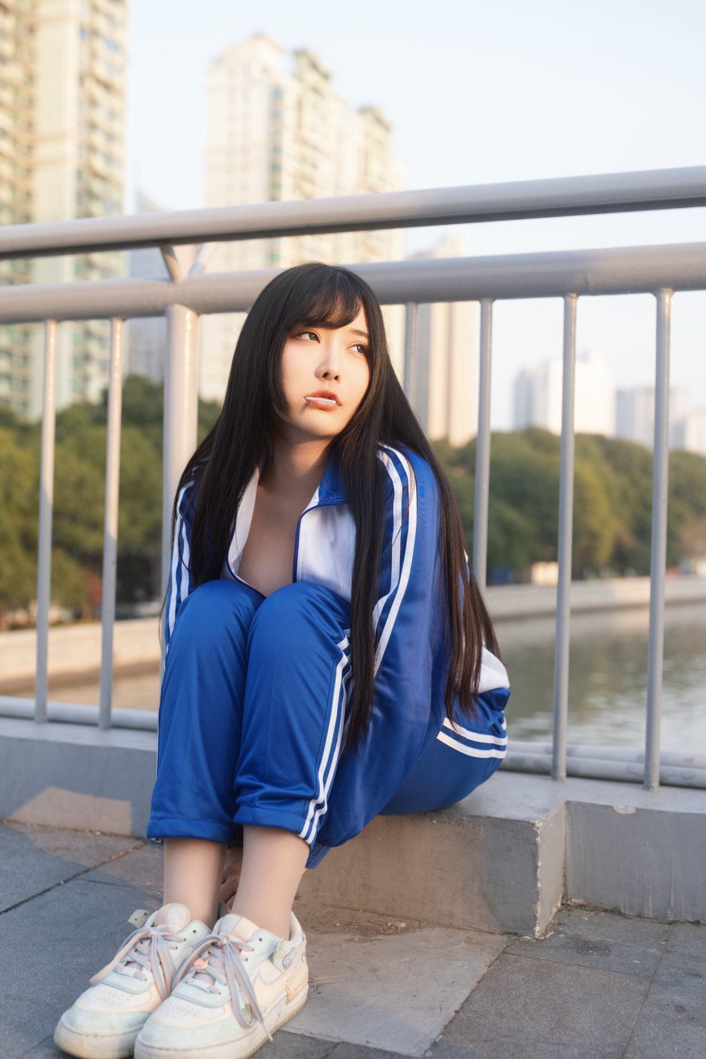 动漫博主@糖果果candy 户外校服 [142P/629MB] 网红写真-第3张