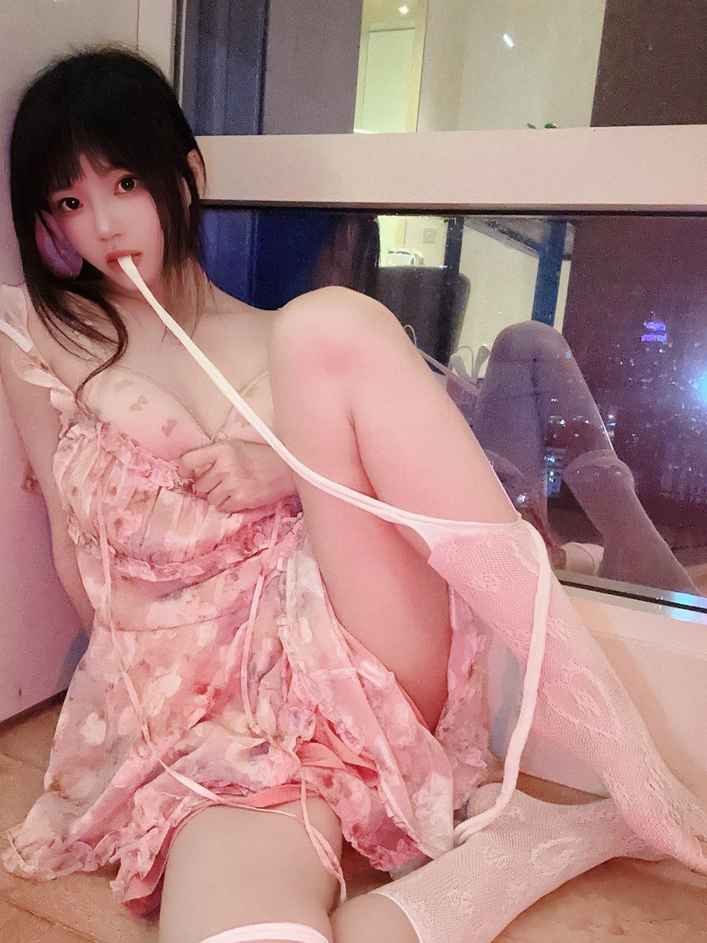 人气Coser@桜桃喵 花束自拍[30P/88MB] 网红写真-第2张