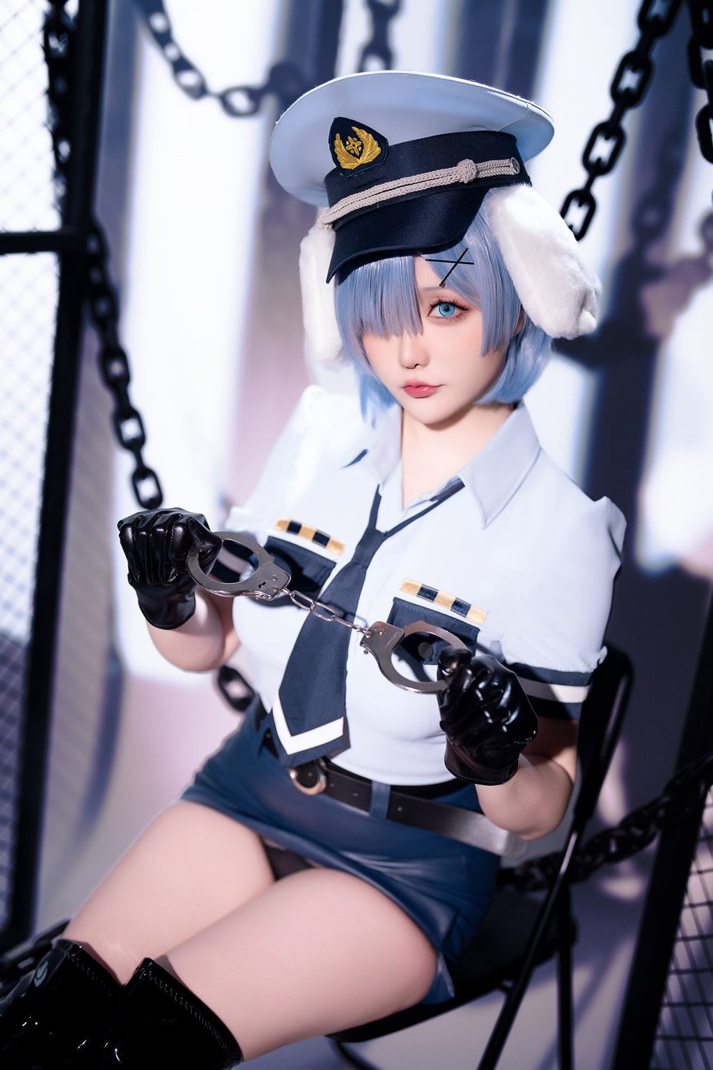 微博红人@星之迟迟 24年02月计划C RE0-蕾姆 狗耳警官 [101P/1V/1.25G] 网红写真-第2张