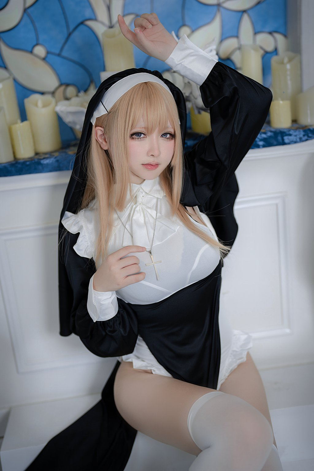 动漫博主@樱梨梨 修女 [35P-681MB] 网红写真-第2张