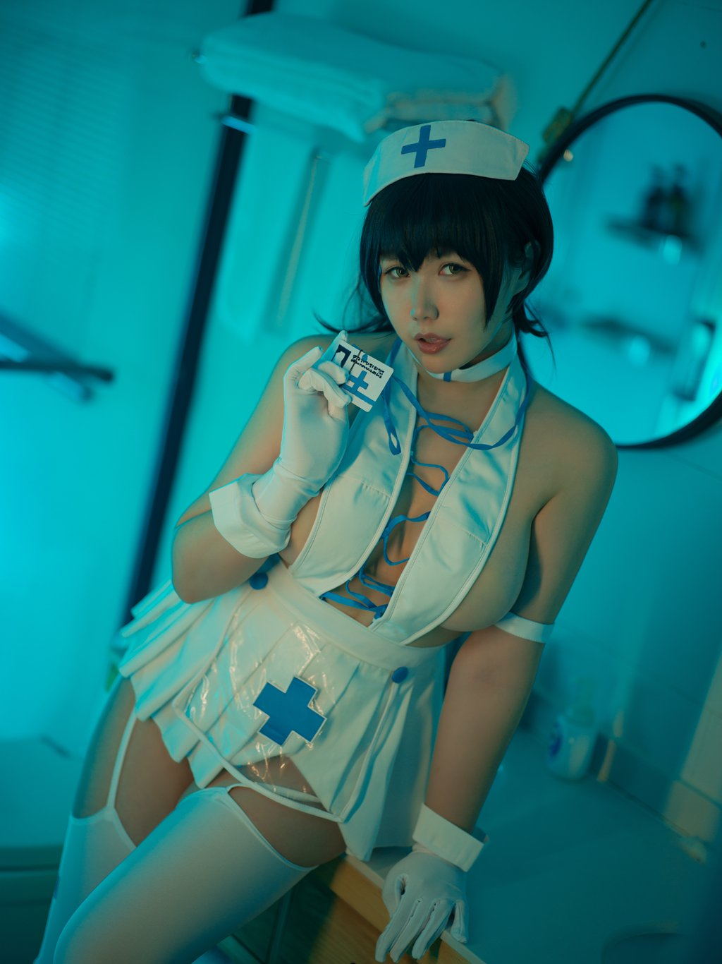 人气博主@麻花麻花酱 碧蓝护士[80P/587MB] 网红写真-第2张