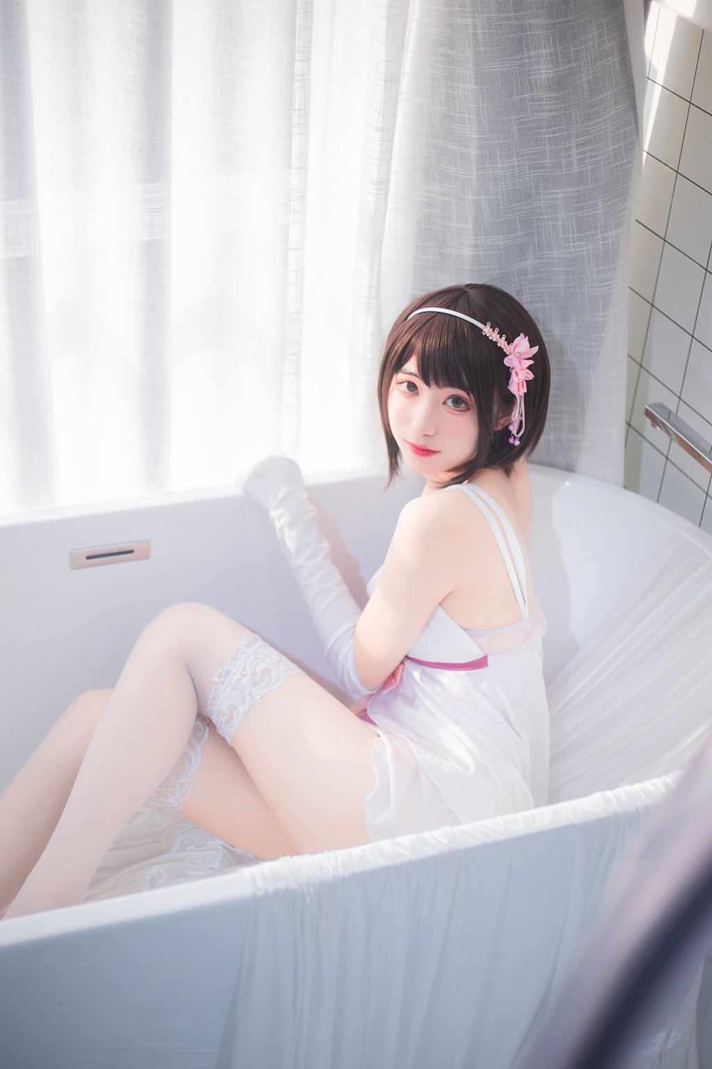 网红Coser@宮本桜 –加藤惠浴室[25P-255.9M] 网红写真-第1张