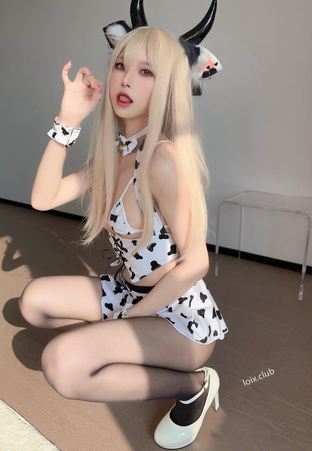 网红少女@布丁大法 – NO.059 奶牛情趣黑丝[99P-2V-551M] 网红写真-第4张