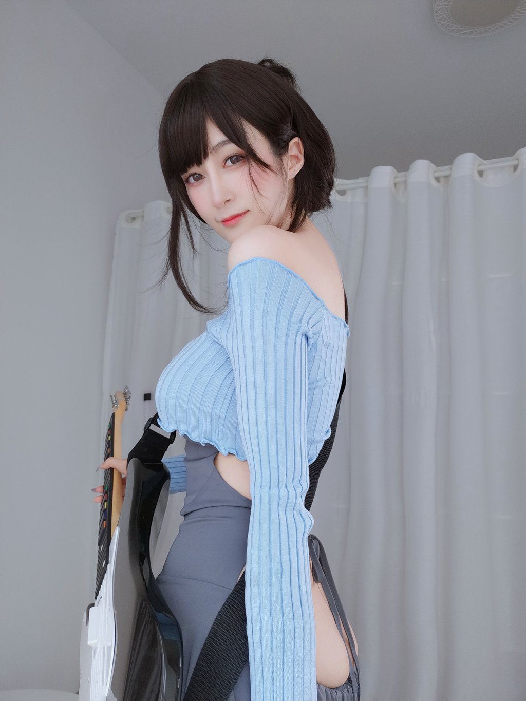 人气动漫Coser@白银81_ 吉他妹妹 [164P-888MB] 网红写真-第3张
