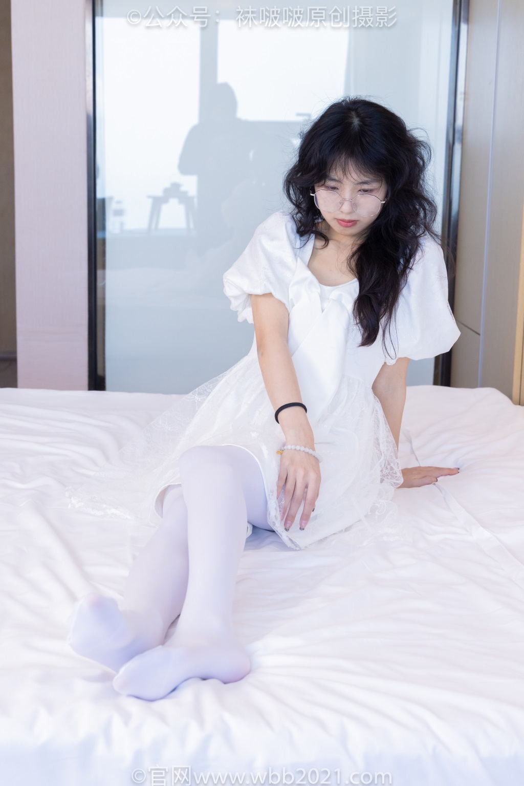 [BoBoSocks袜啵啵] NO.452 奶油-平底鞋、帆布鞋、白棉袜、厚白丝、肉丝（脚尖加固款）（花絮版）[228P/1V/9.92G] 年费专享-第3张