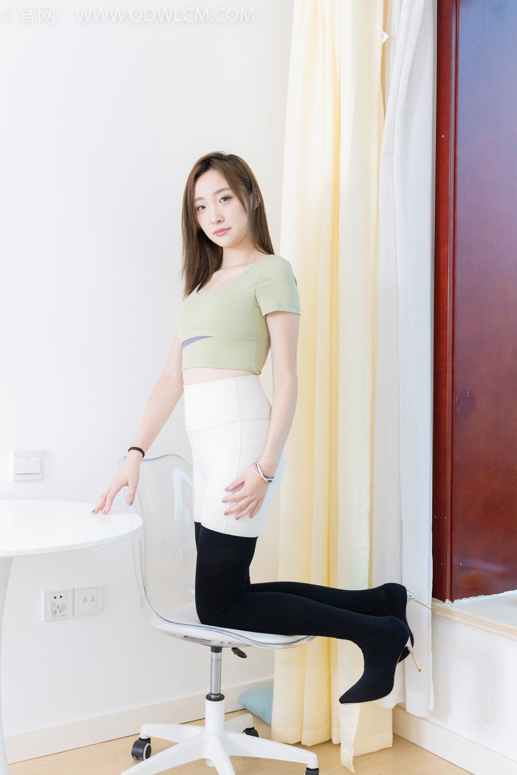 勿恋传媒 NO.2060 恬恬-璀璨星辰 [160P/1V/4.47G] 其它写真-第3张
