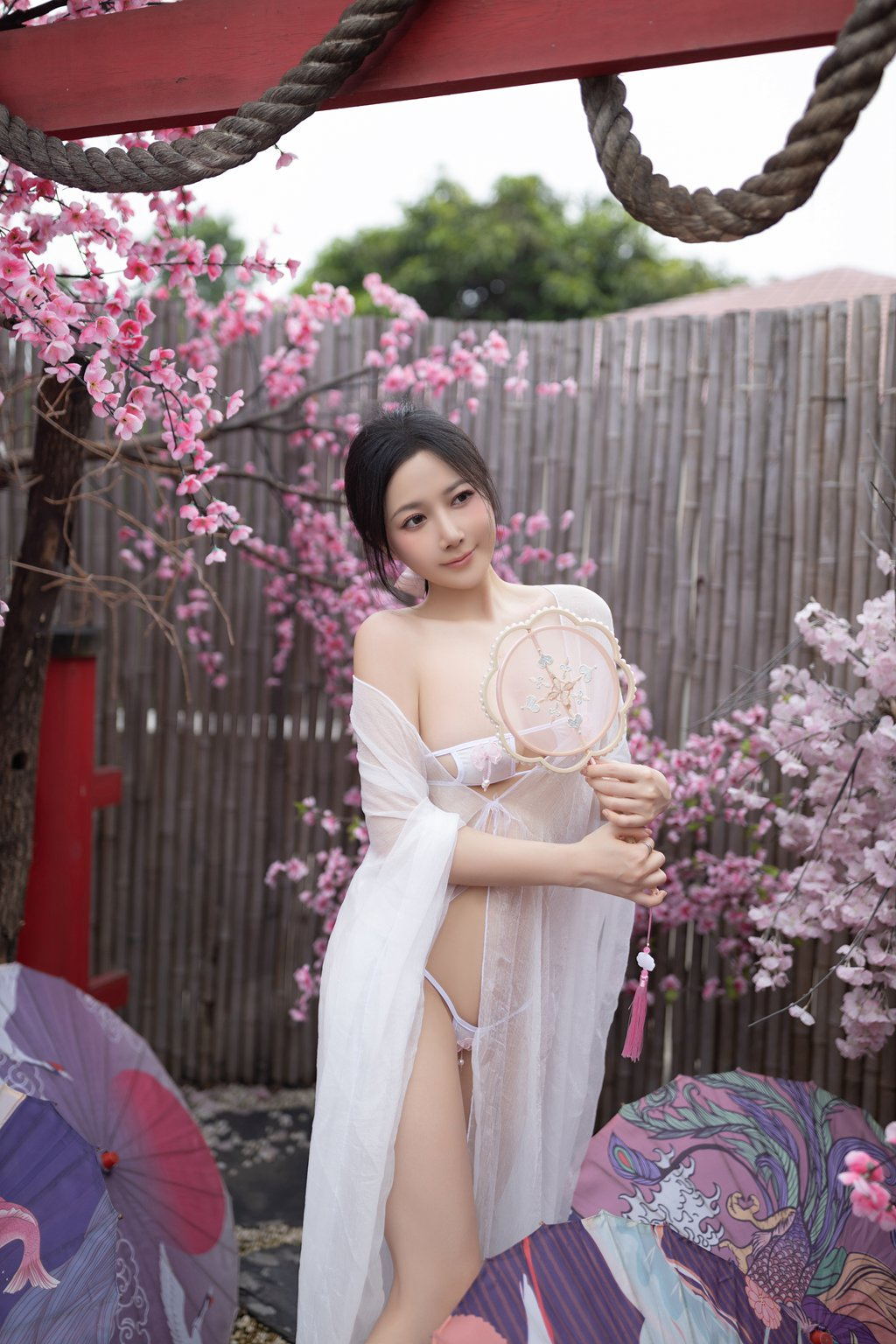 秀人内购@鱼子酱Fish – 内购系列 – 花想容[120P/1.64GB] 其它写真-第2张