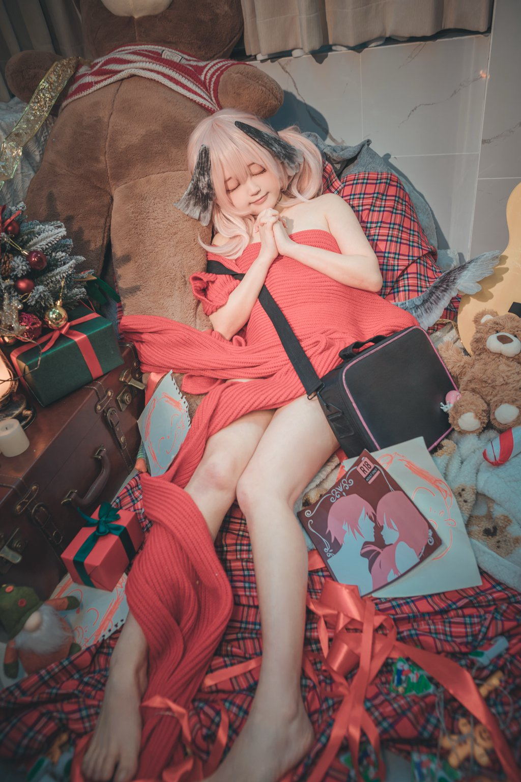 颜值博主@神沢永莉 请签收小春的礼物90 [90P/1V/2.76GB] 网红写真-第1张